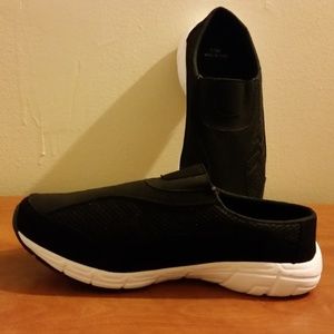 Women's Black & White Slip-On Sneaker 11 Wide